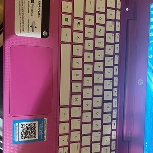 Pink lap top like new